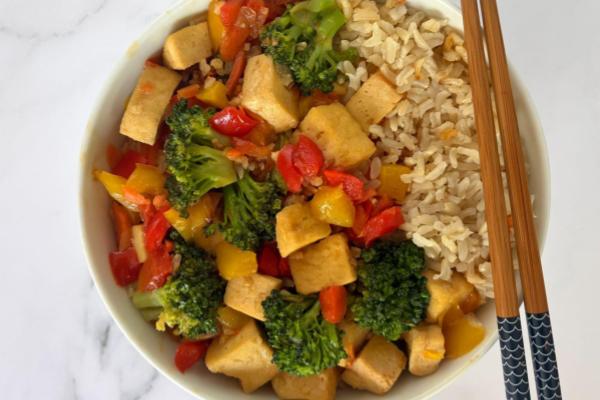Sweet & Sour Tofu Bowl with Red and Yellow Pepper, Broccoli and Sautéed Onions over Brown Rice (Main 1/NEW!)